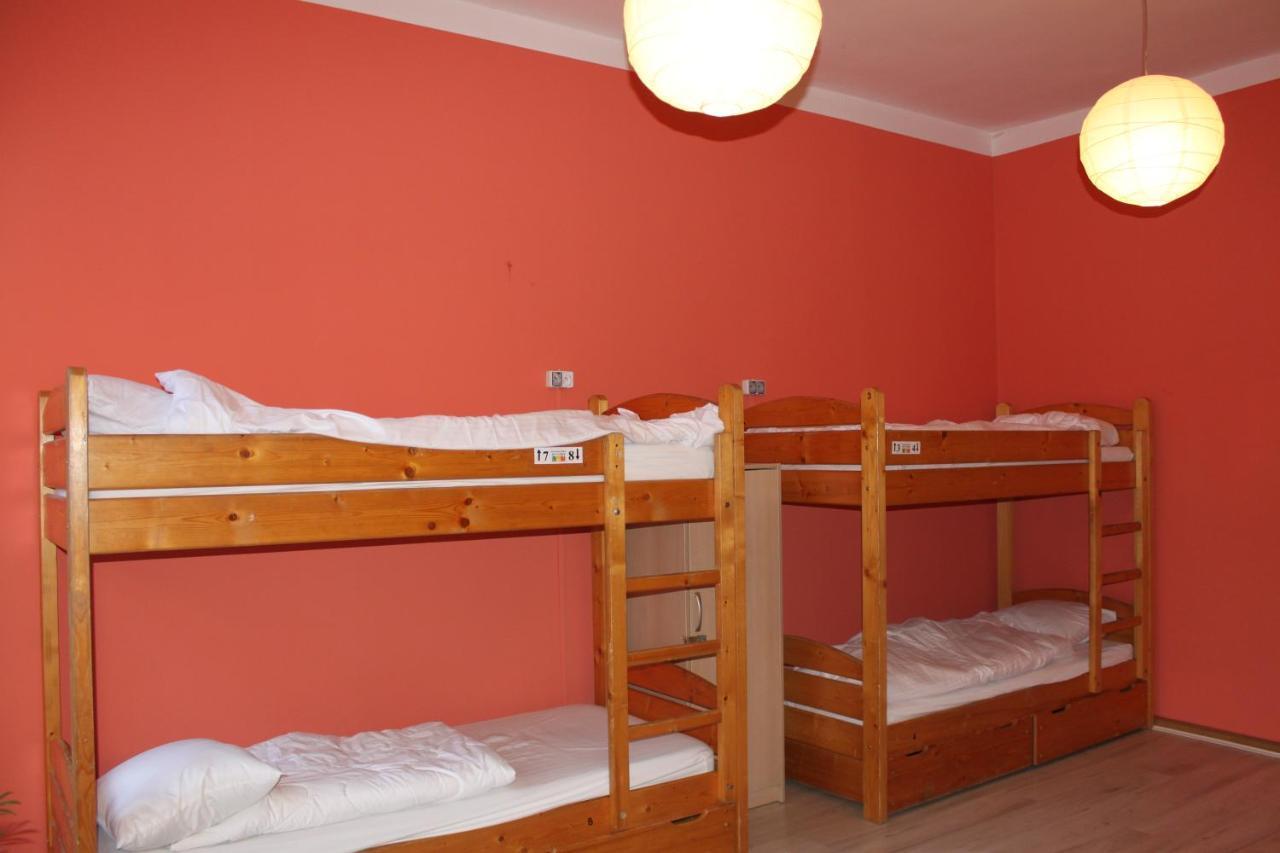 Margo Guest Rooms Краков Экстерьер фото